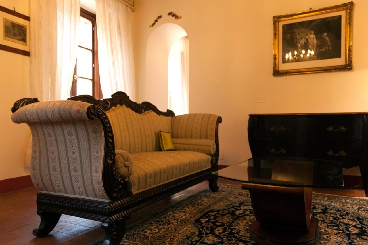 Bed and Breakfast Palazzo Benucci Сан-Джиміньяно Екстер'єр фото